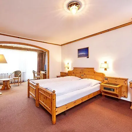 Hotel Basic 2*
