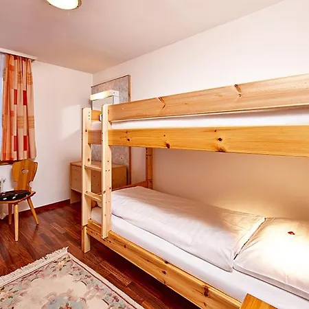Hotel Basic 2*