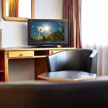 Basic Hotel Arosa 2* Arosa