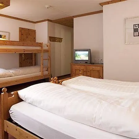 Basic Hotel Arosa Hotel Arosa