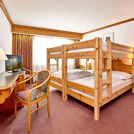 Basic Hotel Arosa 2*